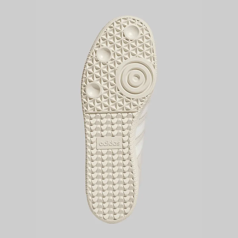 Humanrace Samba - Cloud White/Aluminum