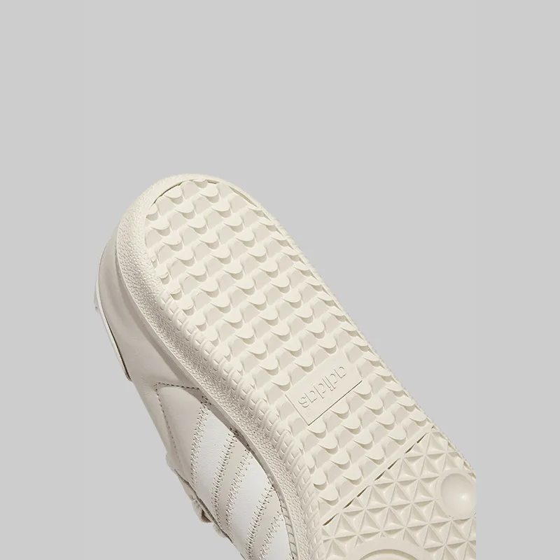 Humanrace Samba - Cloud White/Aluminum