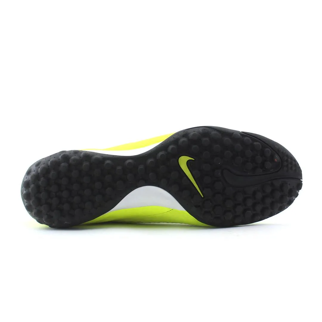 NIKE HYPERVENOM PHANTOM SG-PRO