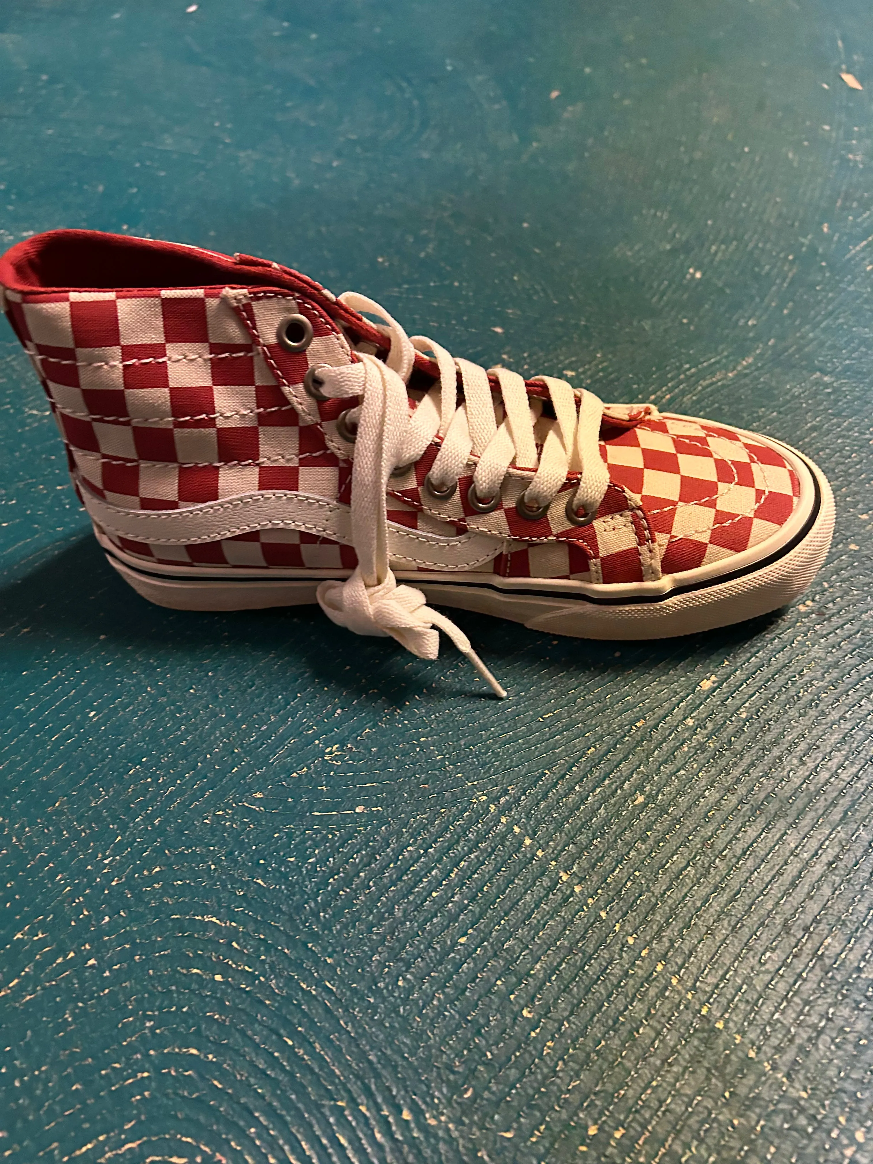 VANS SK8-Hi Decon VR3 checkerboard red sneakers